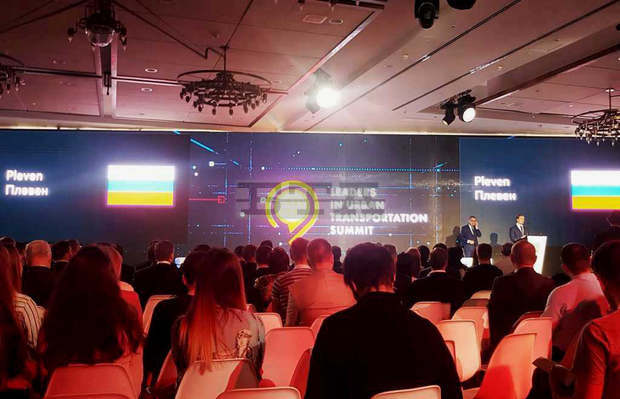 На форум в Москва е представен екологичният градски транспорт на Плевен от кмета Георг Спартански