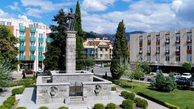 През 2020 г. в Сливен ще бъдат чествани няколко кръгли годишнини на бележити личности