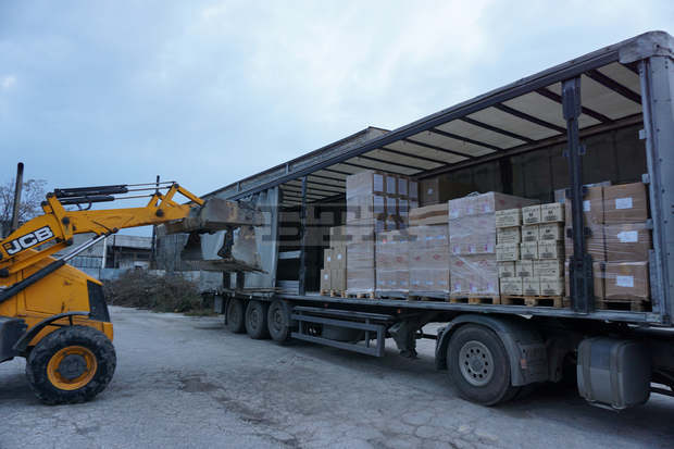 Пристигнаха личните предпазни средства за вота в област Хасково