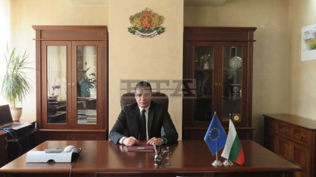 Областният управител на Софийска  област Илиан Тодоров отличи 11 училища и 37 ученици от Софийска област в конкурса "Мисия Будител"