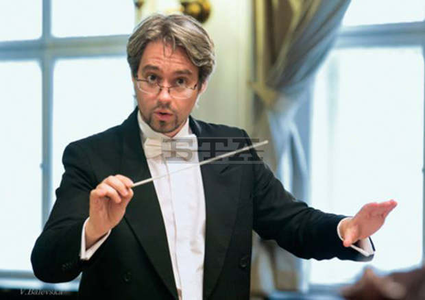 Български камерен оркестър открива сезона си в Добрич под палката на нов диригент