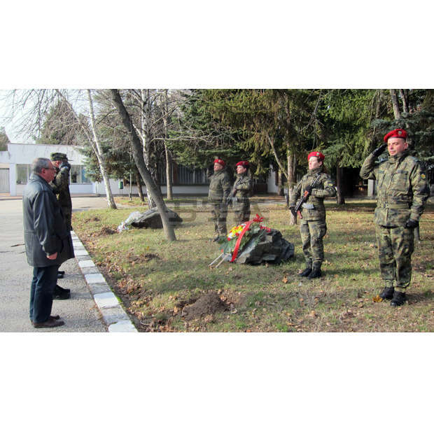 Темата на декемврийската работилница за деца  в музея в Кюстендил е вдъхновена от Коледните празници и домашния уют
