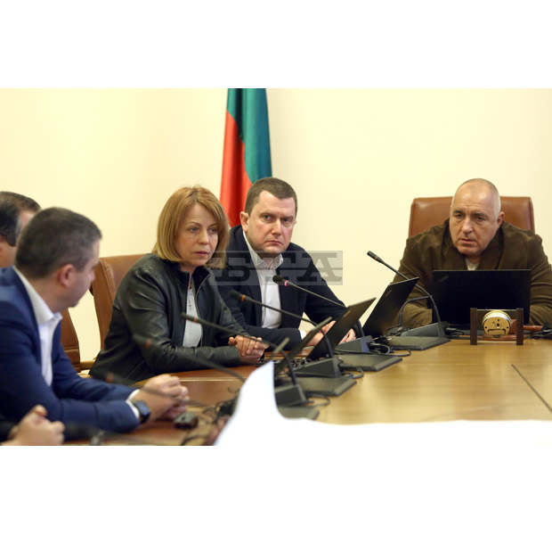 Предложението за водоснабдяване на Перник от яз. "Белмекен" ще бъде внесено в СОС - при сто процента гаранции за снабдяването в София, заявява Йорданка Фандъкова