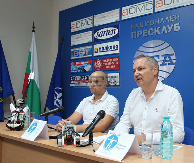 Първият клуб по Роботика в Плевен за една година обхвана над 200 деца между 6 и 14 години; ще представи опита си в София