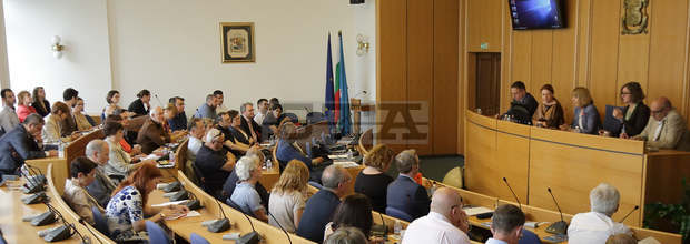 Френски кметове и представители на общински дружества  обменят опит със своите колеги в София