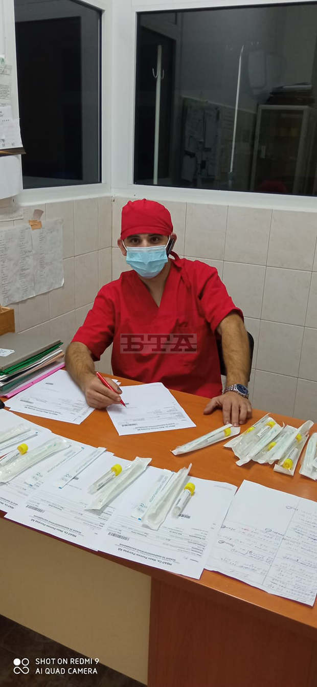 Щастлив съм, че помагам и съм полезен на хората, твърди коминочистачът-доброволец Богослов Стоянов от Разград