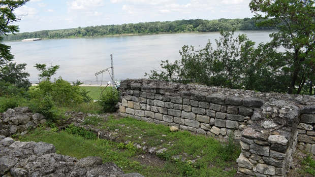 Археолози извършват спасителни разкопки в Русе