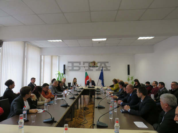 В Шумен заработи Областен кризисен щаб, който да организира прилагането на мерки срещу коронавируса