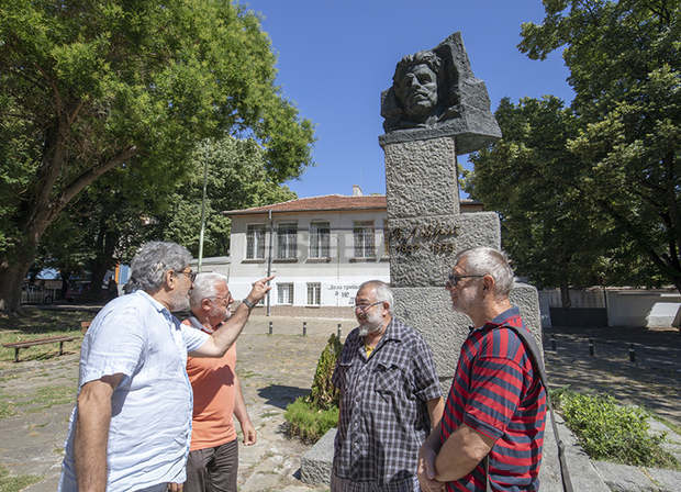 Обновиха паметника на Васил Левски в Стара Загора
