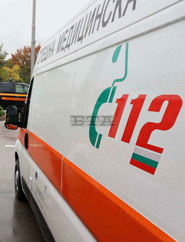 Деветима са пострадалите от преобърналия се автобус в Русенско Деветима са пострадалите от преобърналия се автобус в Русенско