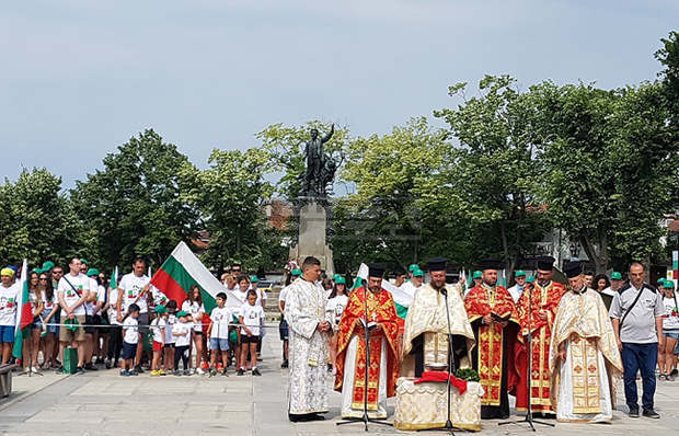 В Карлово започна програмата по отбелязване на 183-та годишнина от рождението на Васил Левски