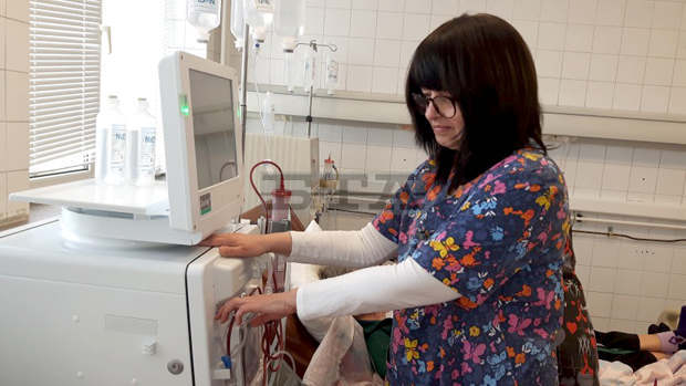 Бургаската болница се сдоби с 12 нови апарата за хемодиализа Бургаската болница се сдоби с 12 нови апарата за хемодиализа