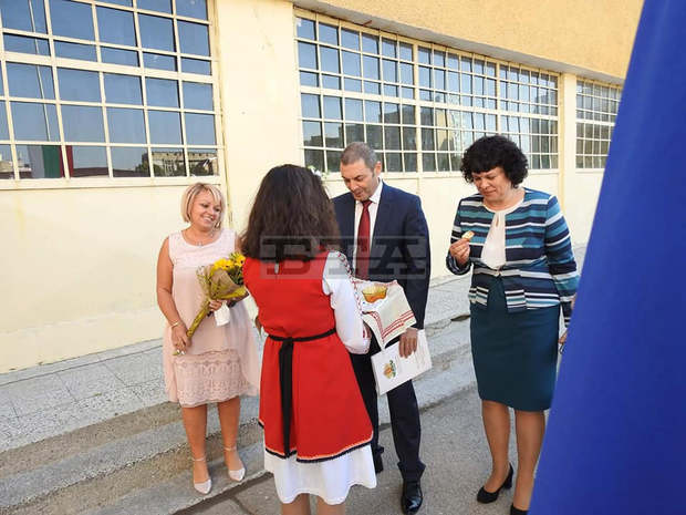 Удари школският звънец в 50 училища в област Търговище