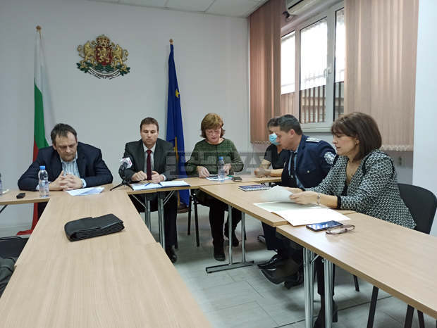 В Пазарджишко 182 души са под карантина заради коронавируса В Пазарджишко 182 души са под карантина заради коронавируса