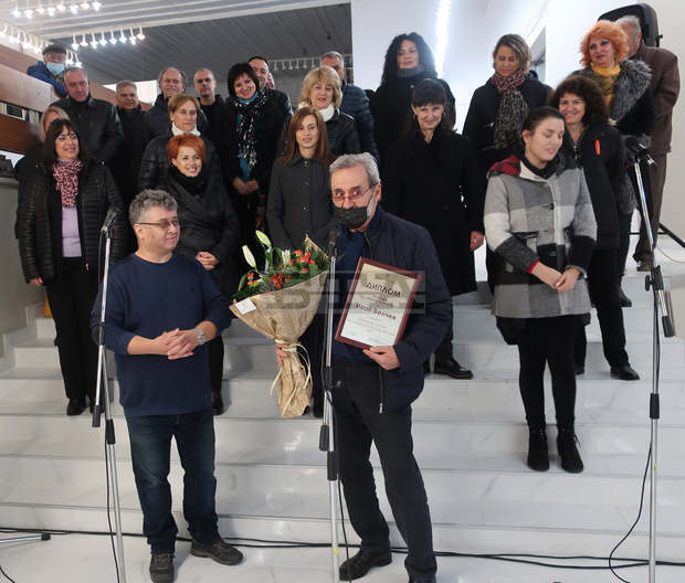 Художниците Хинко Хинков и Иван Велчев бяха удостоени в Плевен с наградата за изобразително изкуство "Свети Пимен Зографски"