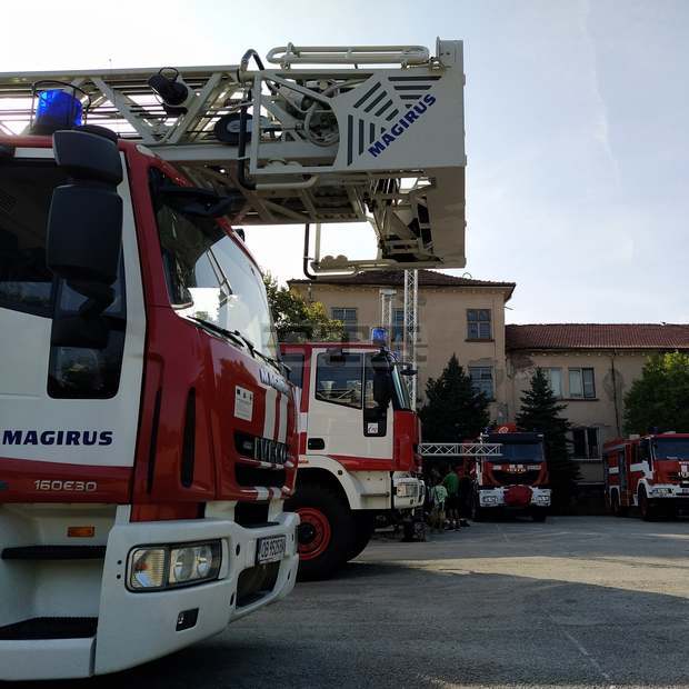 Възрастна жена е починала при пожар в дома си в тетевенското село Рибарица Възрастна жена е починала при пожар в дома си в тетевенското село Рибарица
