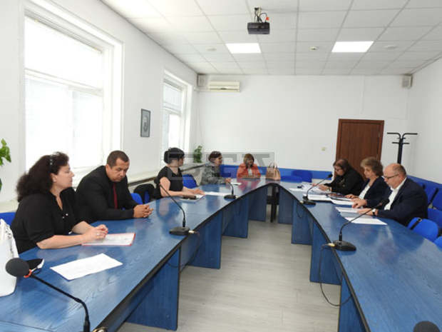 Областната преброителна комисия в Търговище заседаваза първи път Областната преброителна комисия в Търговище заседаваза първи път