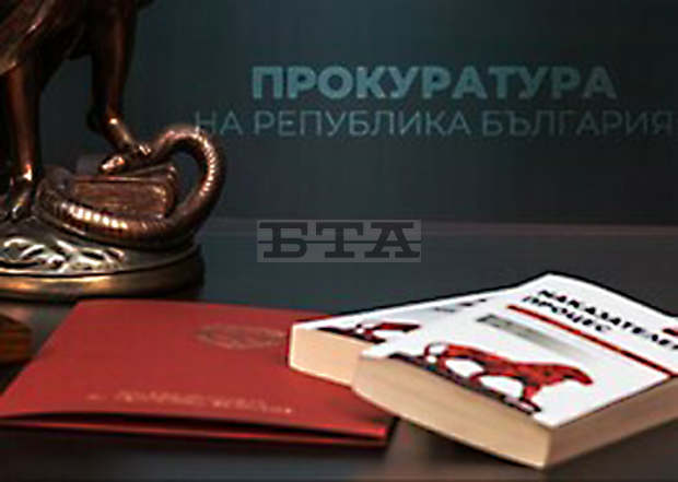 Съдът определи "задържане под стража" спрямо обвинен в кражба на 36 тона метал от ж.п. депо в Димитровград Съдът определи "задържане под стража" спрямо обвинен в кражба на 36 тона метал от ж.п. депо в Димитровград
