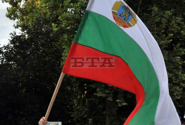Протест срещу управлението на България има за осма вечер в Русе