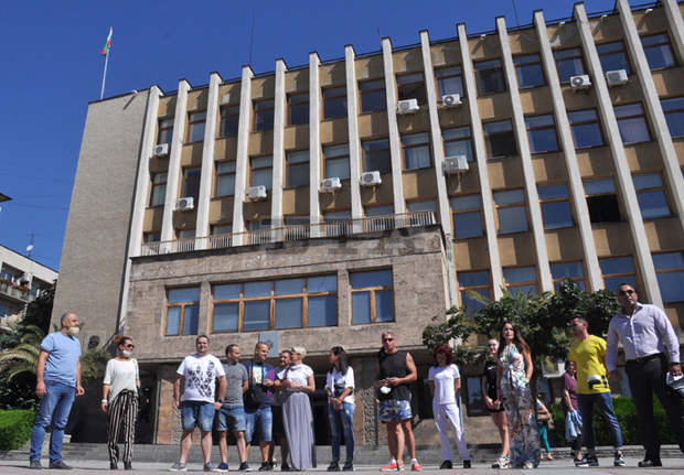 Хора от сватбения бранш протестираха в Хасково