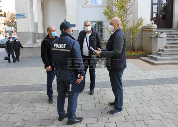 В Плевен създадоха смесени екипи на МВР и Общината за опазване на общинското имущество и обществения ред