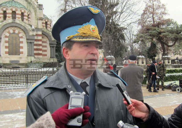 Новото Висше военновъздушно училище край Плевен се очаква догодина да обяви прием и на чуждестранни студенти