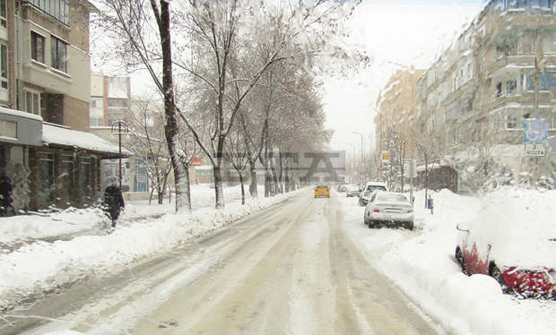 Основните пътни артерии в Разград са почистени и проходими за автомобили