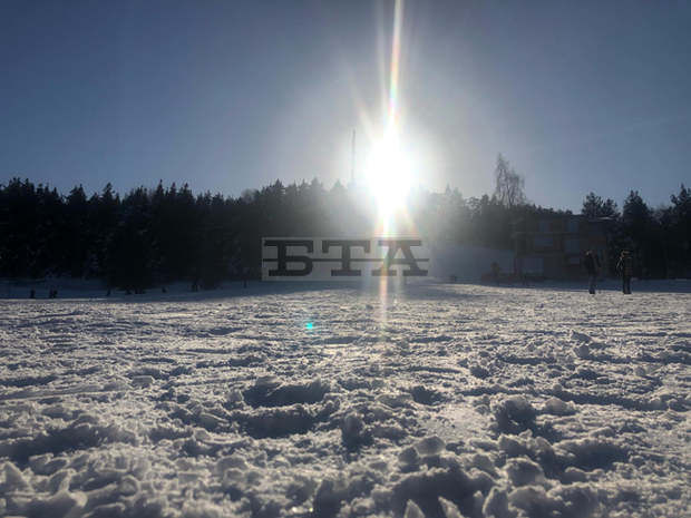 Пътят до парк "Родопи" в Пловдивско е проходим, полиция следи за паркирането