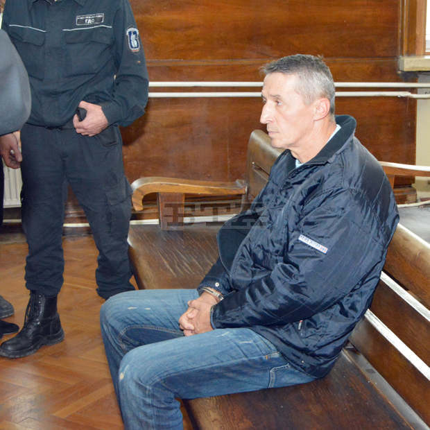 Задържаният с над 90 кг хероин на "Дунав мост" остава в ареста; залавян бил и в Турция с наркотици Задържаният с над 90 кг хероин на "Дунав мост" остава в ареста; залавян бил и в Турция с наркотици