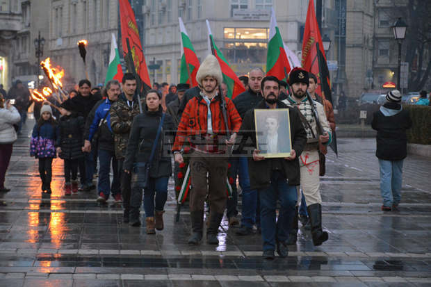 Факелно шествие по повод 147 години от гибелта на Левски се организира в Русе Факелно шествие по повод 147 години от гибелта на Левски се организира в Русе