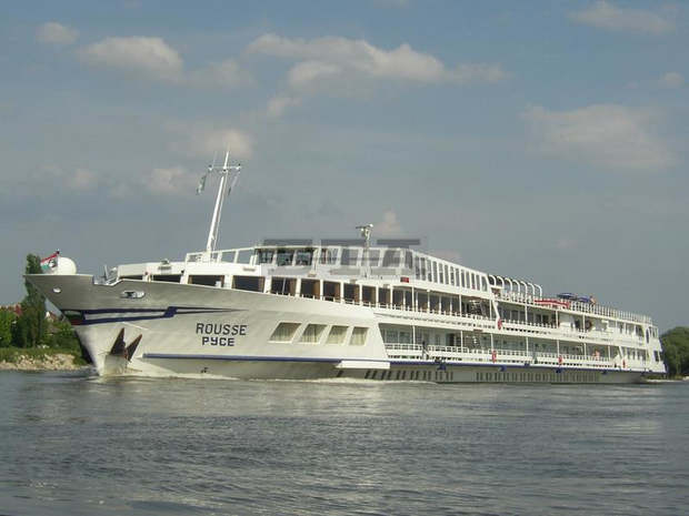 Пандемията от коронавируса нанася сериозни щети върху круизния туризъм по река Дунав