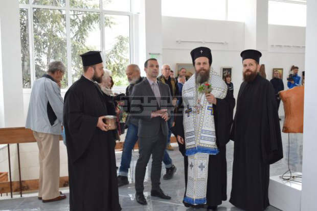 Два имота за изграждане на храмове дарява община Сандански Два имота за изграждане на храмове дарява община Сандански