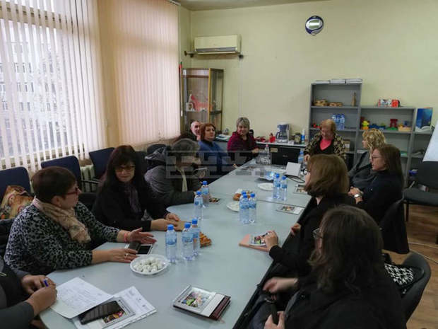 Програмата "Библиотека на играчките" навлиза в още две търговищки села
