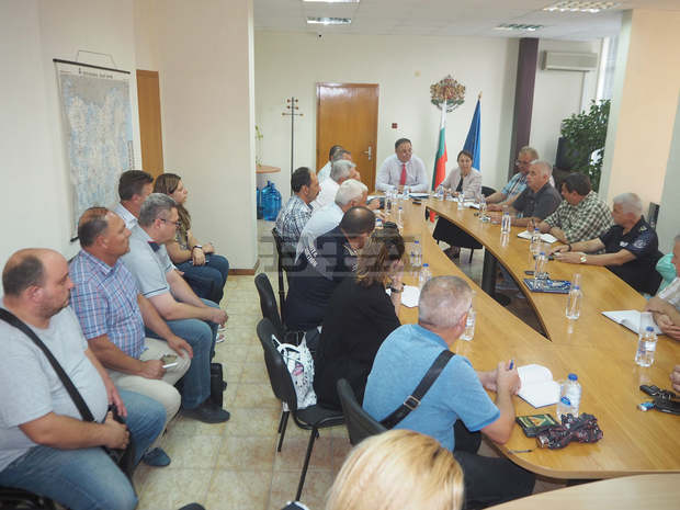 В област Разград от сряда ще бъде обявено частично бедствено положение заради Африканската чума по свинете В област Разград от сряда ще бъде обявено частично бедствено положение заради Африканската чума по свинете