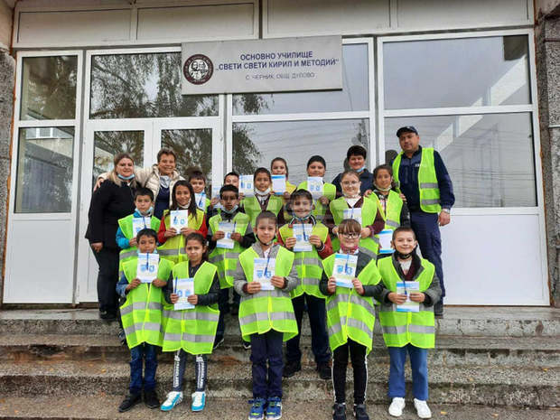 Детско полицейско управление е създадено в дуловското село Черник