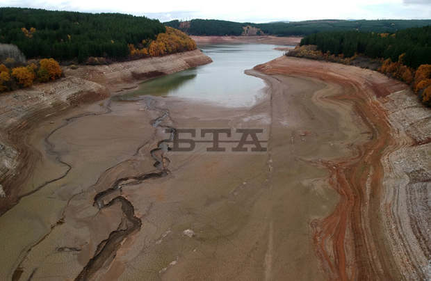 От днес Перник е на воден режим От днес Перник е на воден режим