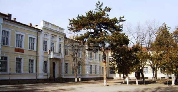 За седем училища в Ловешка област са обявени конкурси за директори