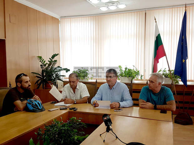 Състезанието "Лудогорски маратон" в Разград няма да се проведе заради обявеното бедствено положение Състезанието "Лудогорски маратон" в Разград няма да се проведе заради обявеното бедствено положение