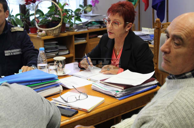 И в Тетевен обявиха два дни ваканция заради усложнената зимна обстановка.