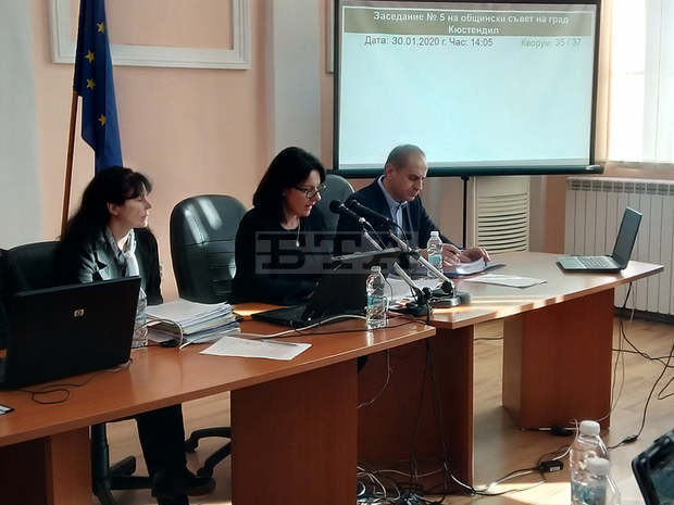 Общинският съвет в Кюстендил одобри оптимизацията на мрежата от основни общински училища Общинският съвет в Кюстендил одобри оптимизацията на мрежата от основни общински училища