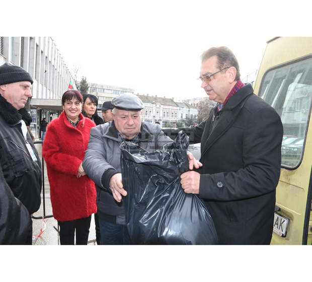 Във Видин получиха пакети с помощи от Швейцария