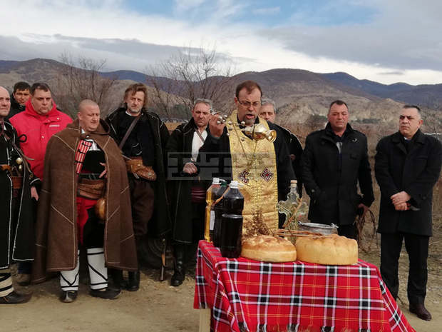 В сливенското село Глушник "Трифон Зарезан" ще бъде празнуван с конкурс за най-добро вино В сливенското село Глушник "Трифон Зарезан" ще бъде празнуван с конкурс за най-добро вино