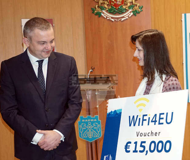 България е на второ място в Европа по брой спечелени ваучери от инициативата WIFI4EU България е на второ място в Европа по брой спечелени ваучери от инициативата WIFI4EU