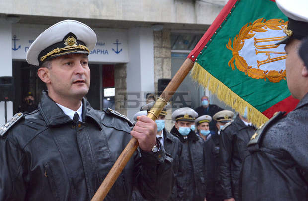 Новият командир на Пункт за базиране - Варна встъпи в длъжност с военен ритуал