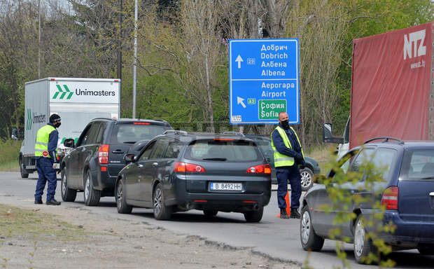Във Варна са регистрирани 11 случая на неверни декларации за преминаване през КПП Във Варна са регистрирани 11 случая на неверни декларации за преминаване през КПП