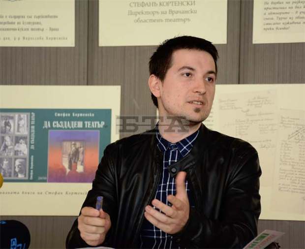 Девет постановки са включени в програмата на Националния фестивал на малките театрални форми във Враца