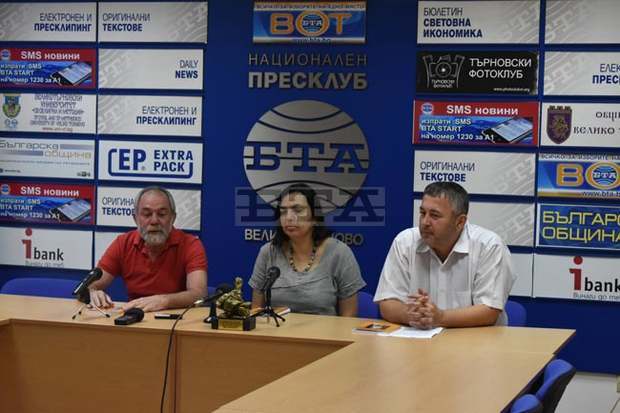 Националната награда за литературна критика на името на Иван Мешеков и Иван Радославов ще бъде връчена за 13-и път в Златарица Националната награда за литературна критика на името на Иван Мешеков и Иван Радославов ще бъде връчена за 13-и път в Златарица