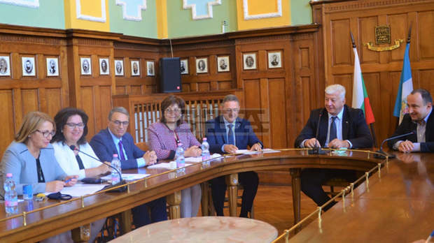 Пловдивските университети и кметът Здравко Димитров подписаха меморандум за академично регионално развитие