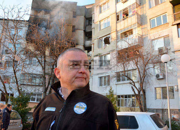 В блока във Варна, в който избухна взрив в понеделник, са нанесени щети на 15 жилища