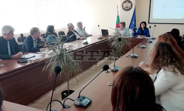 В област Кърджали все още има фирми, които не ползват интернет и електронна поща В област Кърджали все още има фирми, които не ползват интернет и електронна поща